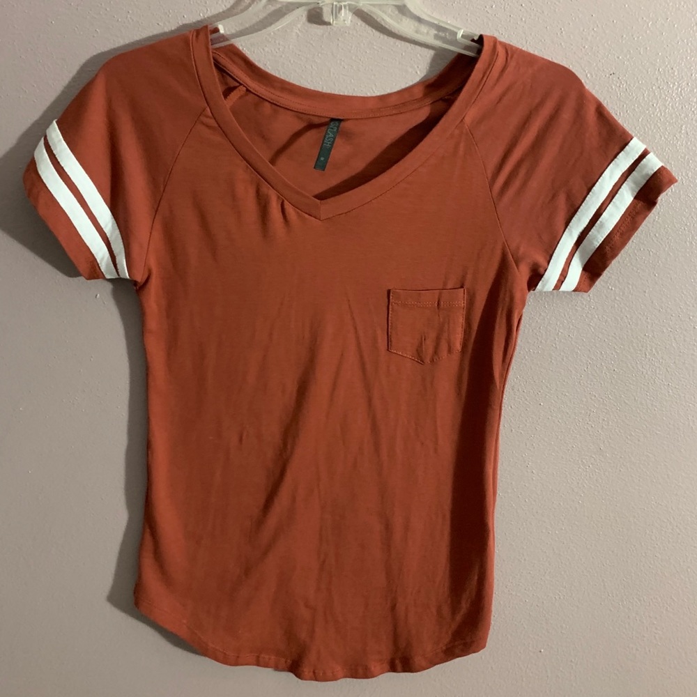 Tee shirt